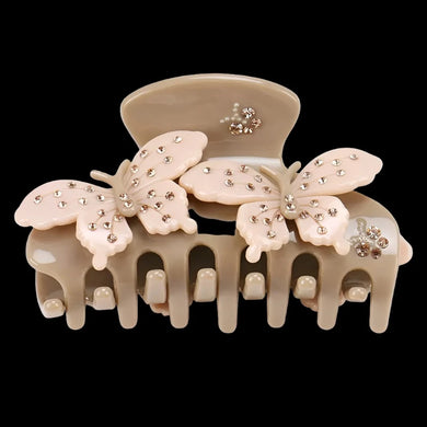Butterfly claw with stones